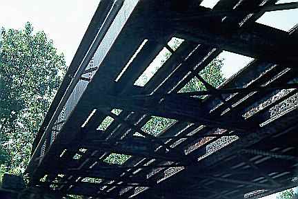 Open deck of railroad bridge over Roberts Drive, North Adams (25 KB JPEG)