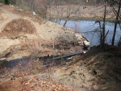 Gap in Nashua River Rail Trail